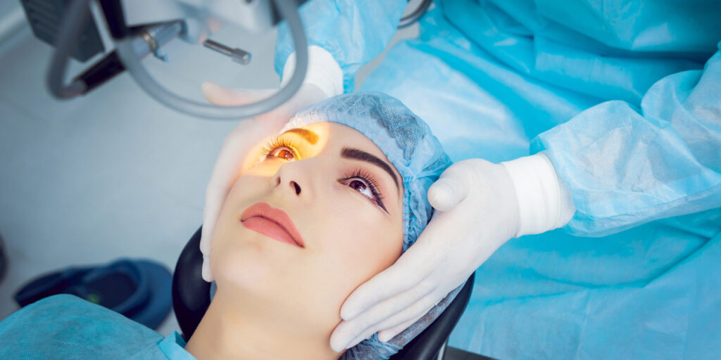 Laser eye surgery and the side effect with the precautions