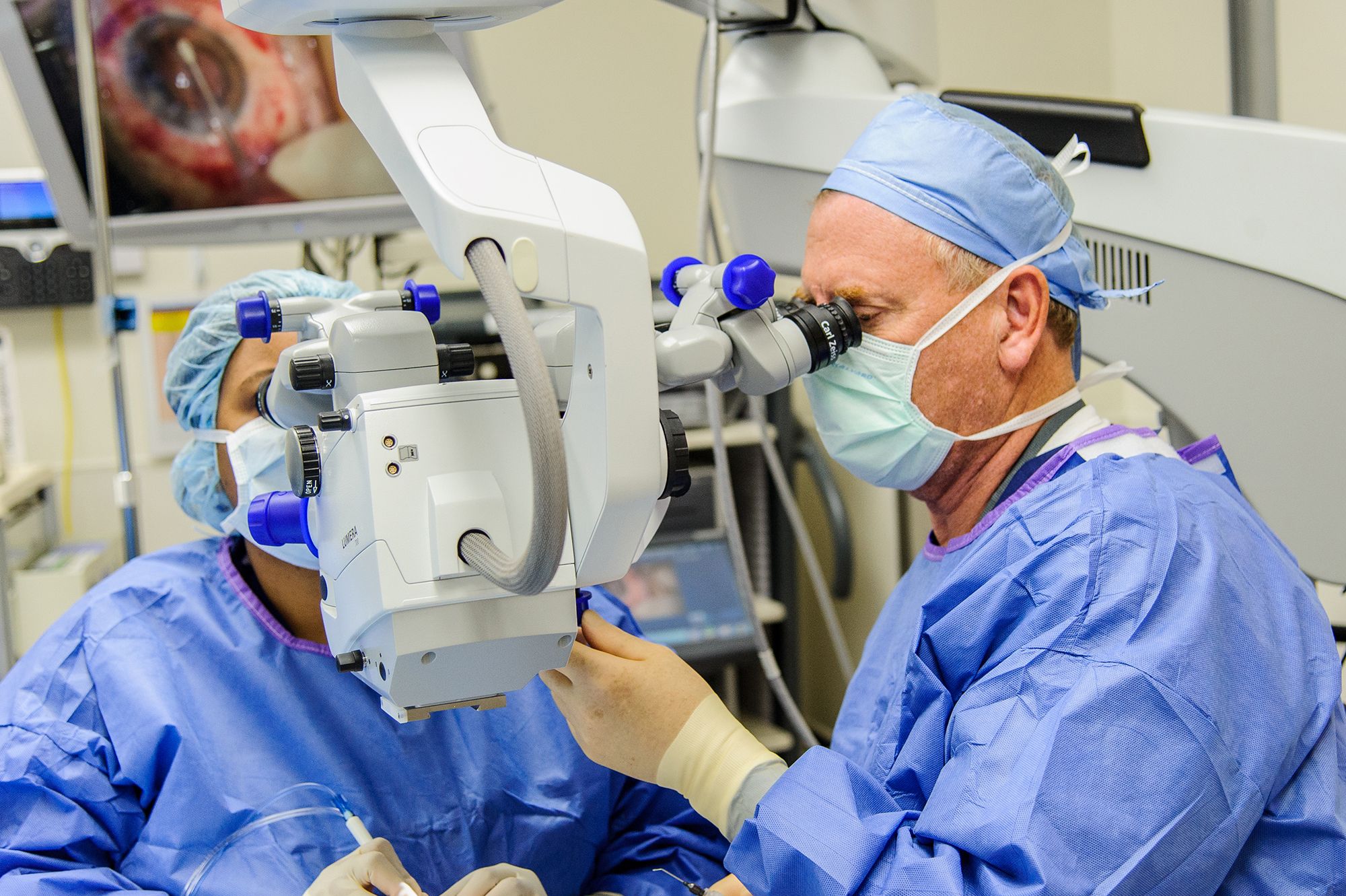 Laser Eye Surgery Procedure (A Full Guide)